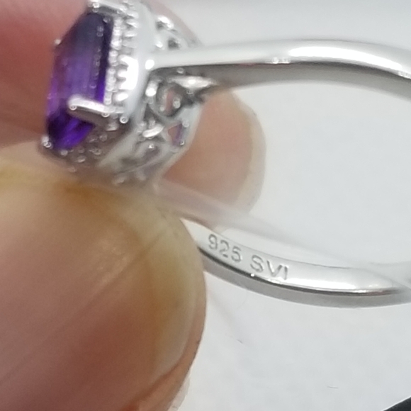 NIB! Silver Amethyst/Diamond Accent Ring - Picture 4 of 6